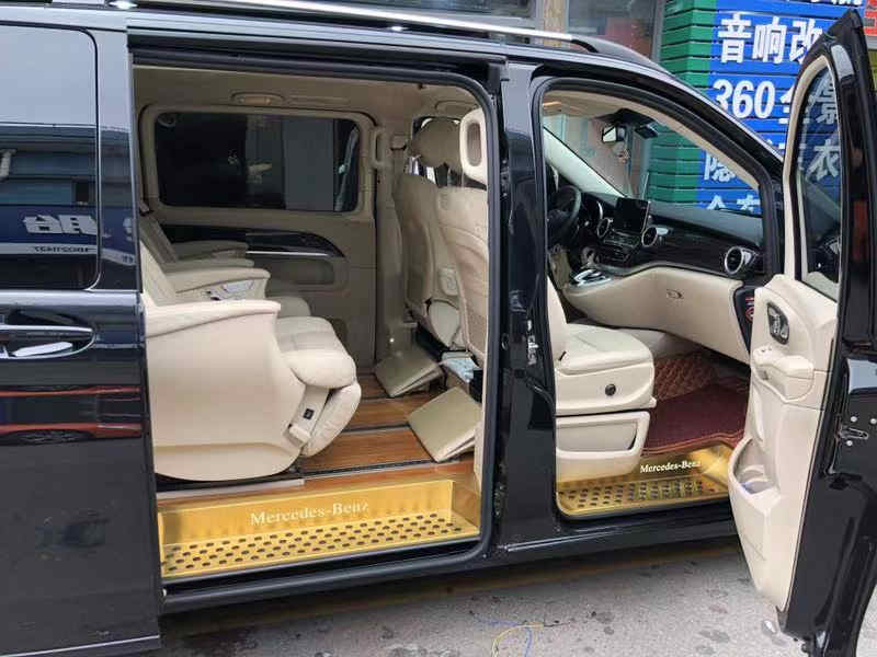 奔驰商务